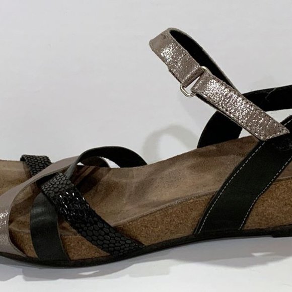 Munro Leather & Cork Wedge Sandals - size 10W - Picture 3 of 6